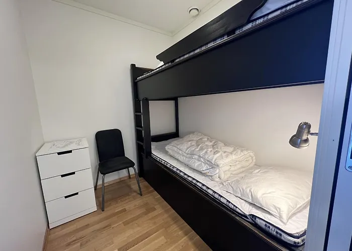 Bright, Homey In Center Lejlighed